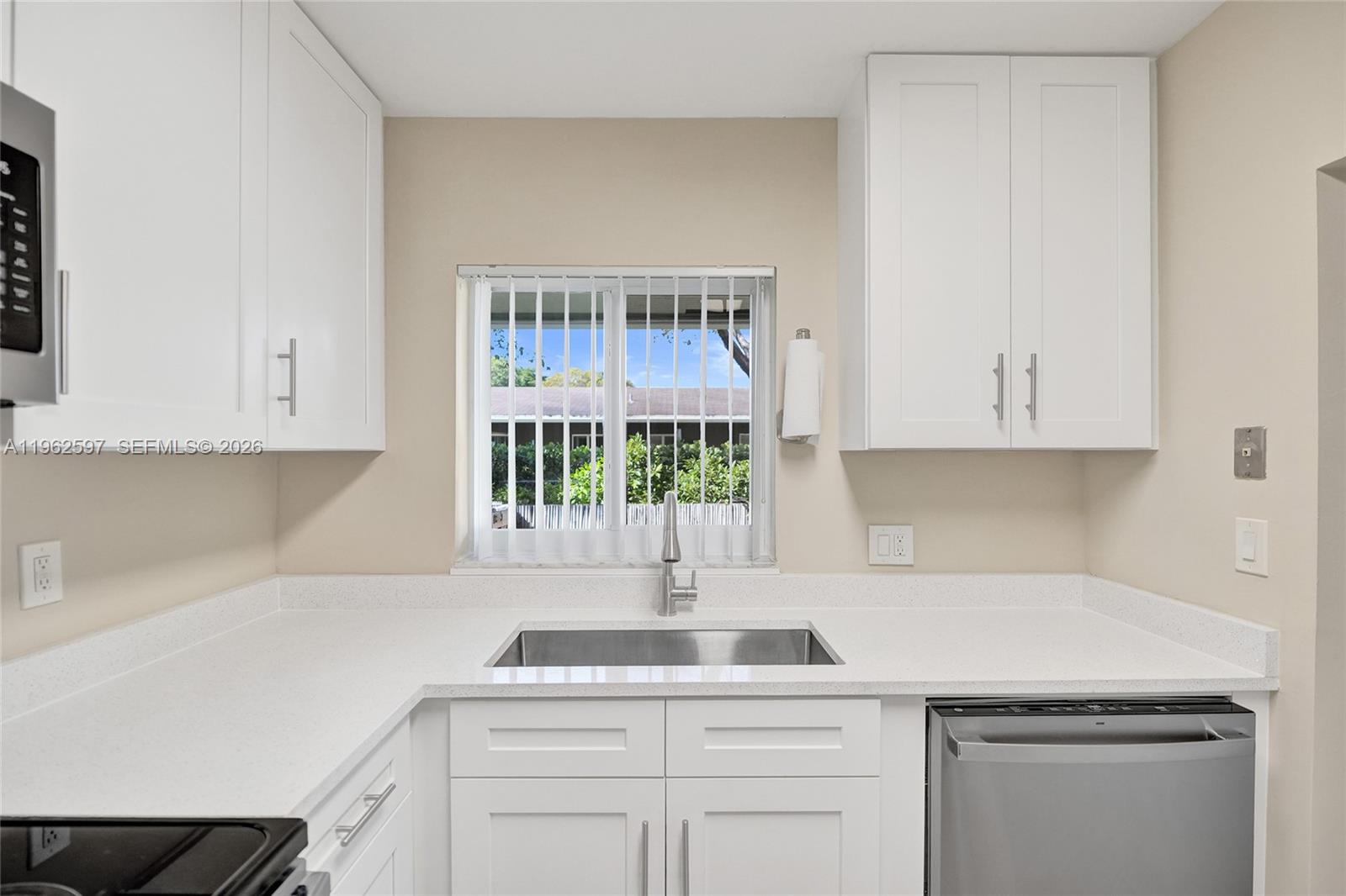 OAK GROVE - Residential Income