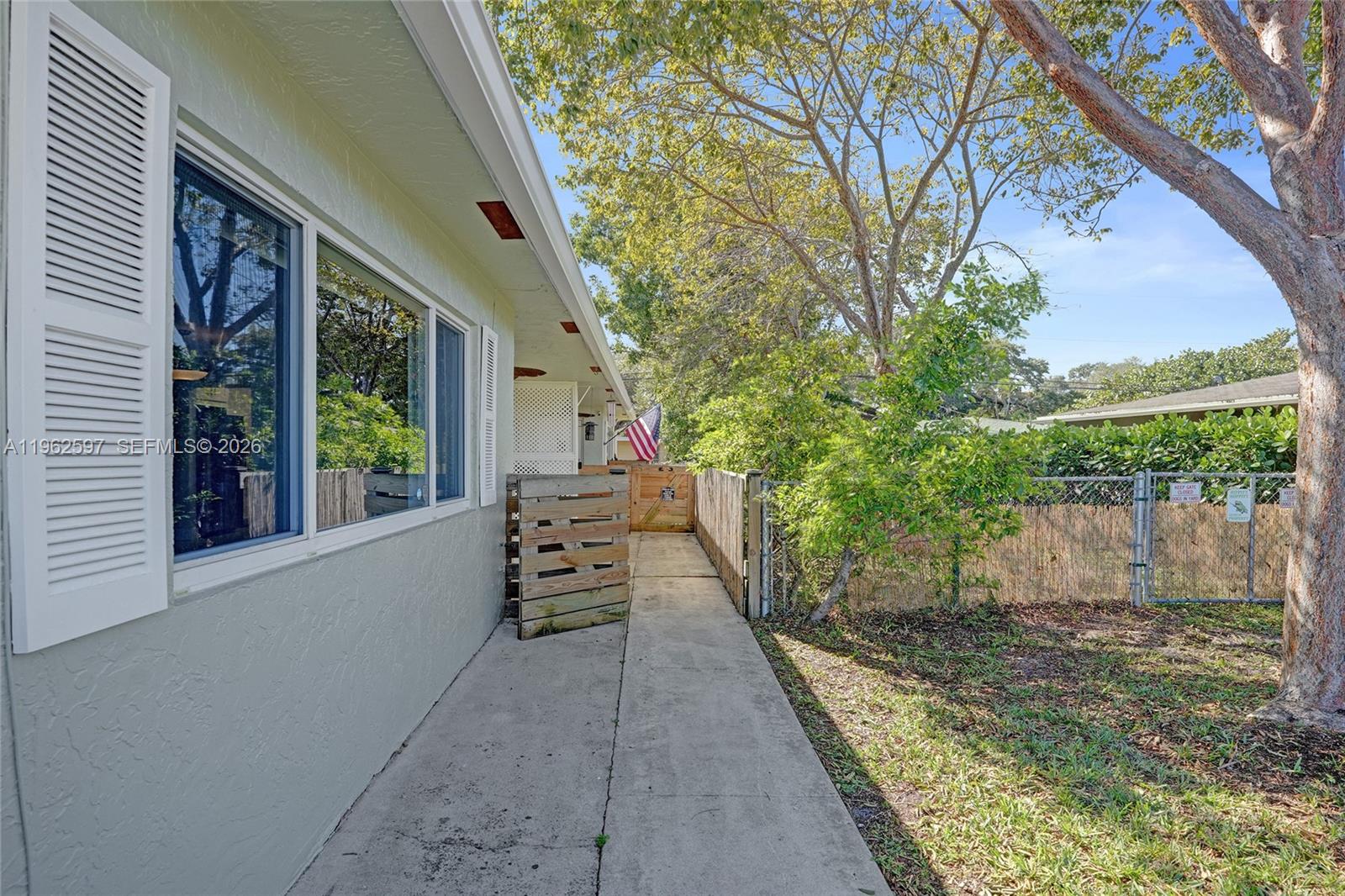 OAK GROVE - Residential Income