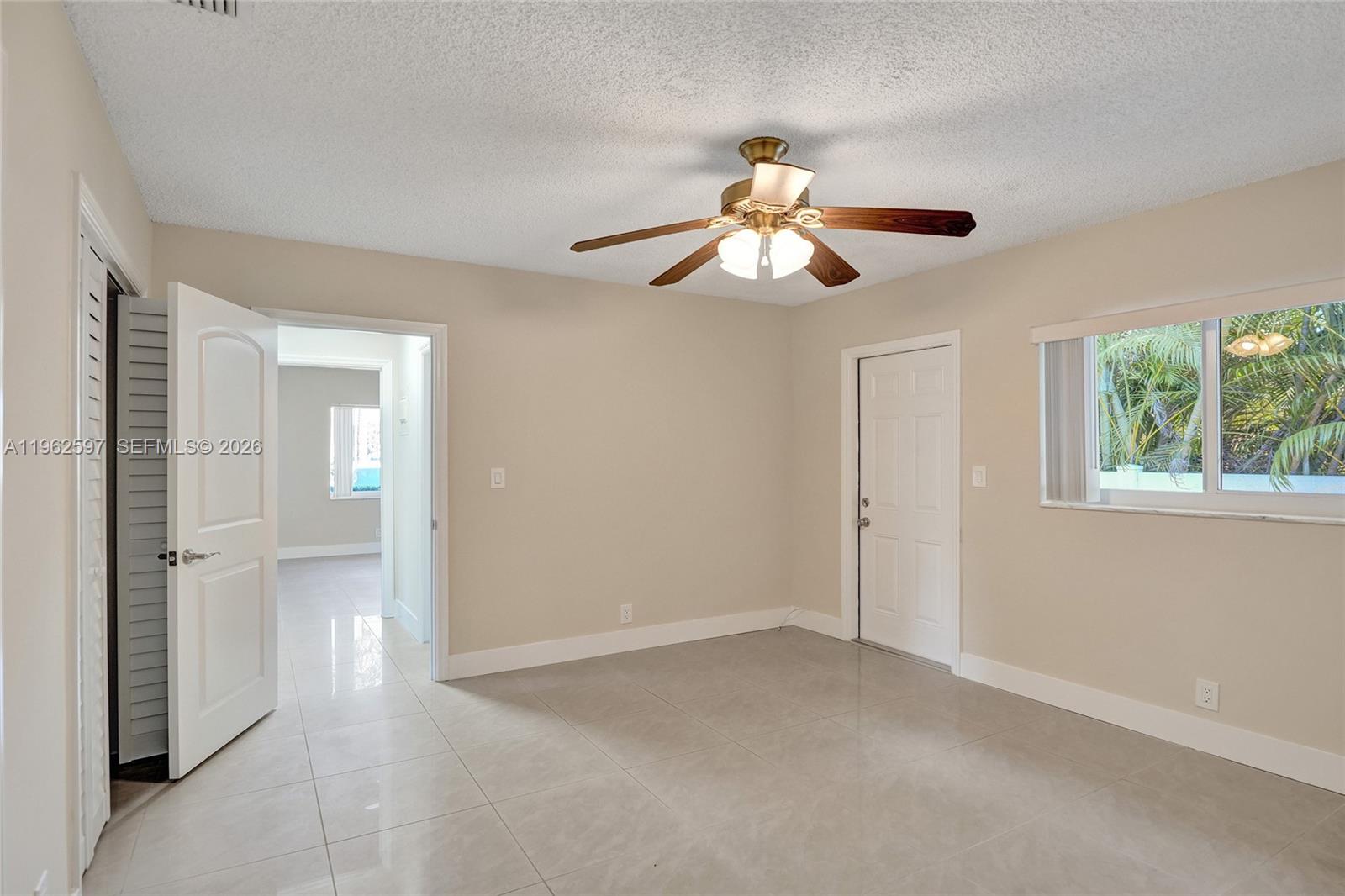 OAK GROVE - Residential Income