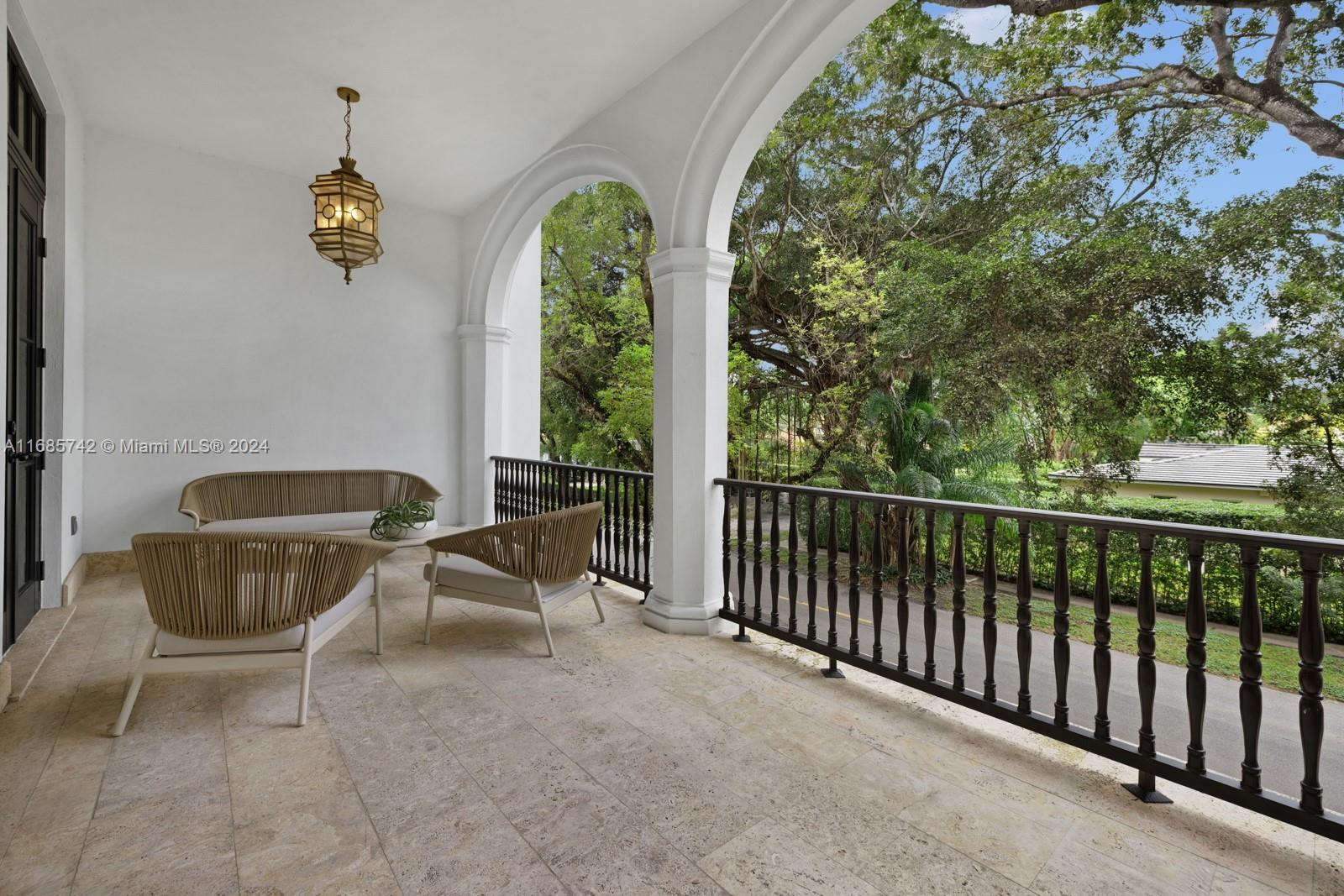CORAL GABLES BILTMORE SEC - Residential
