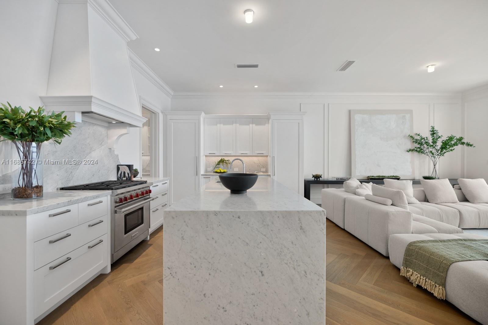 CORAL GABLES BILTMORE SEC - Residential