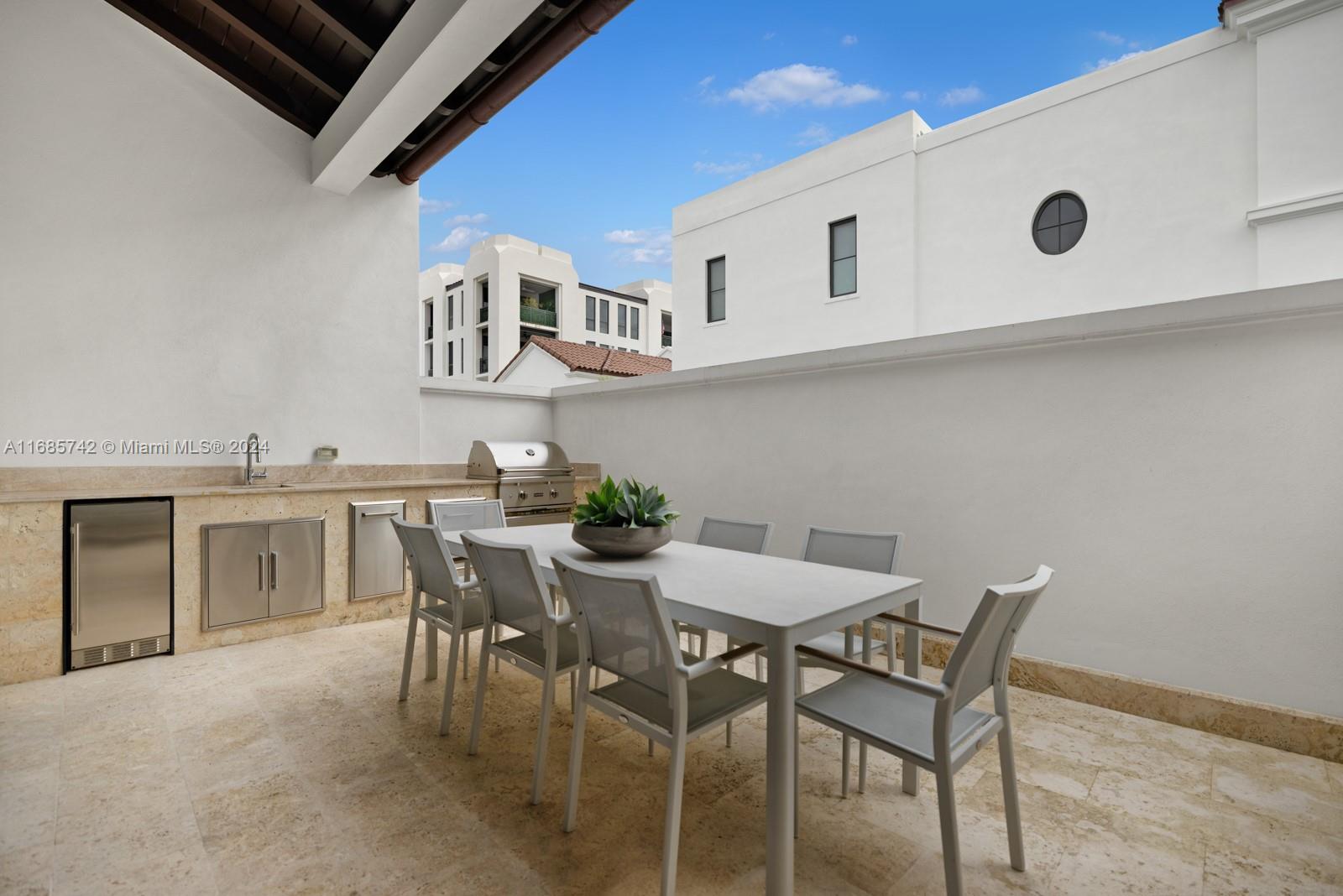 CORAL GABLES BILTMORE SEC - Residential