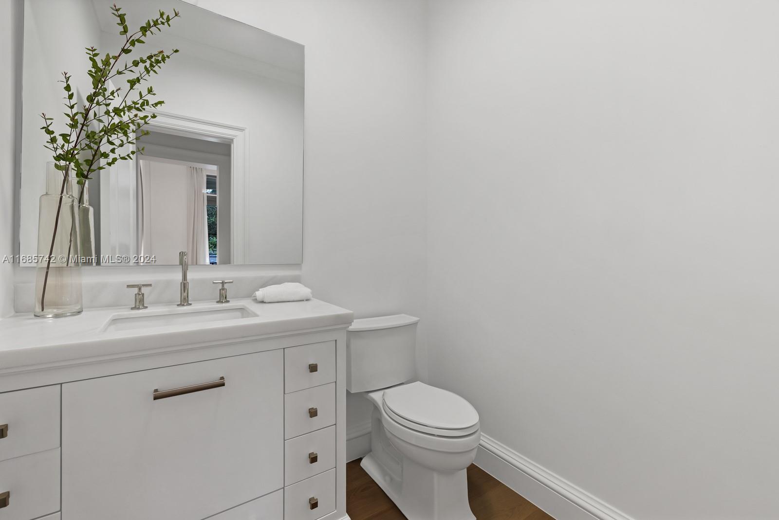 CORAL GABLES BILTMORE SEC - Residential