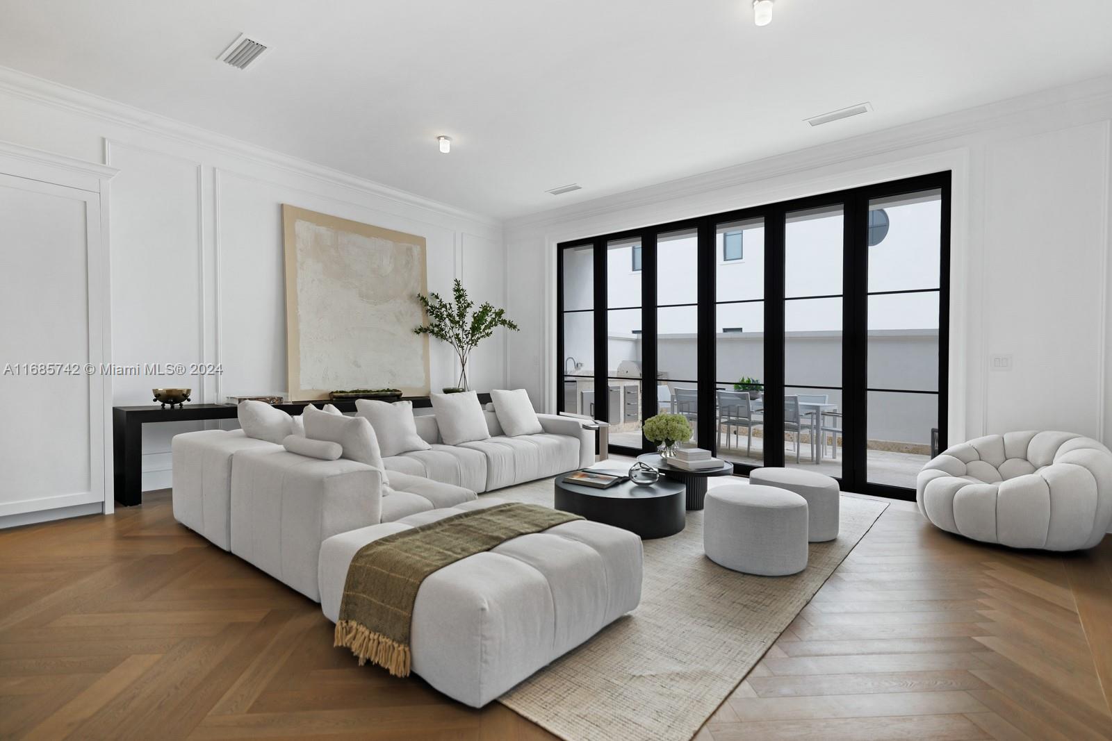 CORAL GABLES BILTMORE SEC - Residential