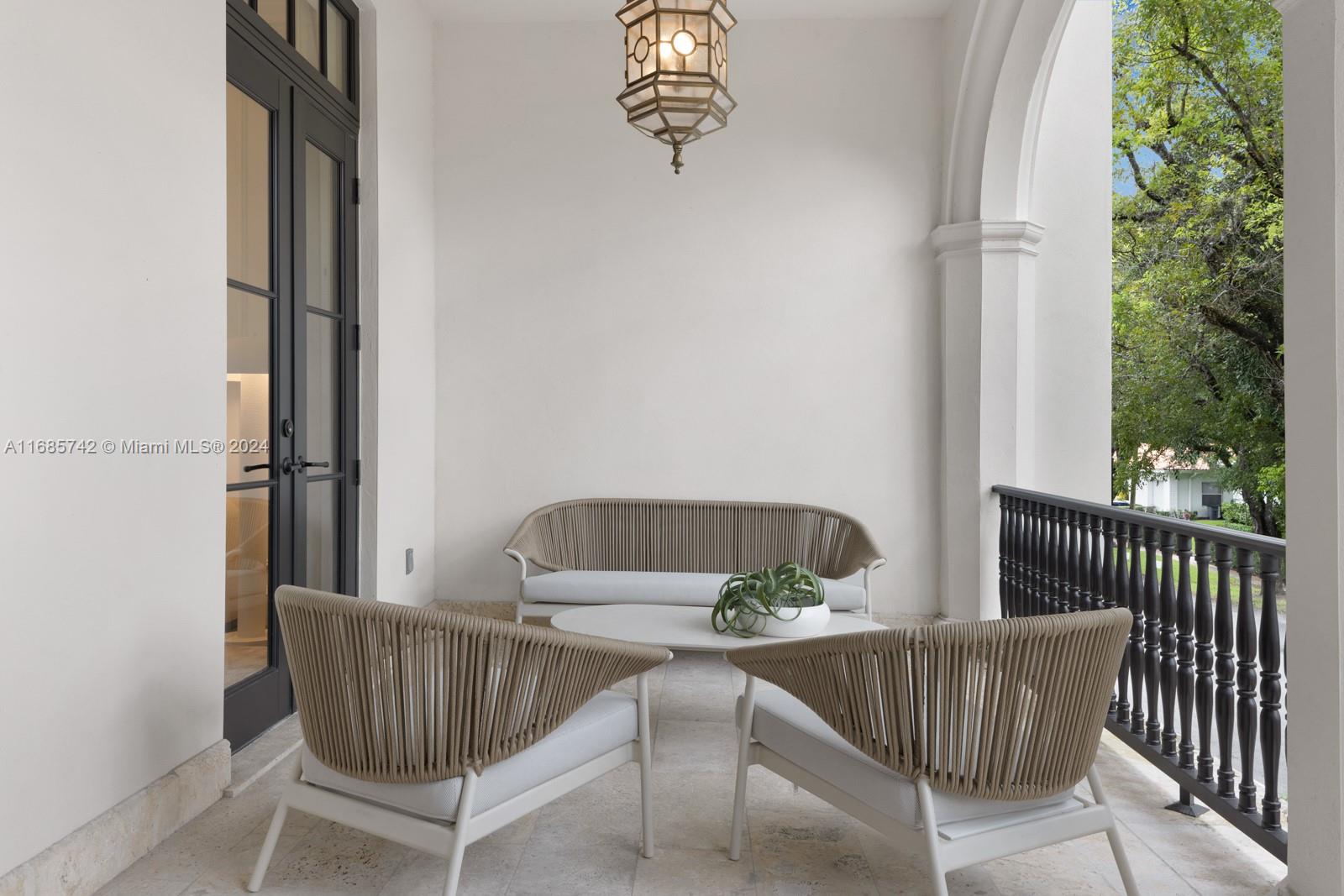 CORAL GABLES BILTMORE SEC - Residential
