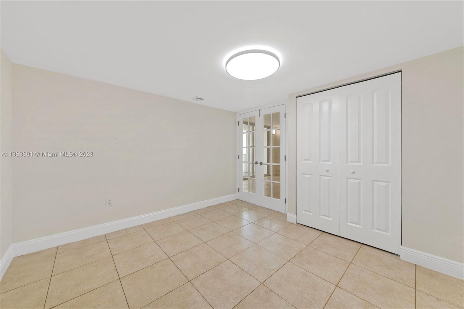 AQUARIUS CONDO - Residential Lease