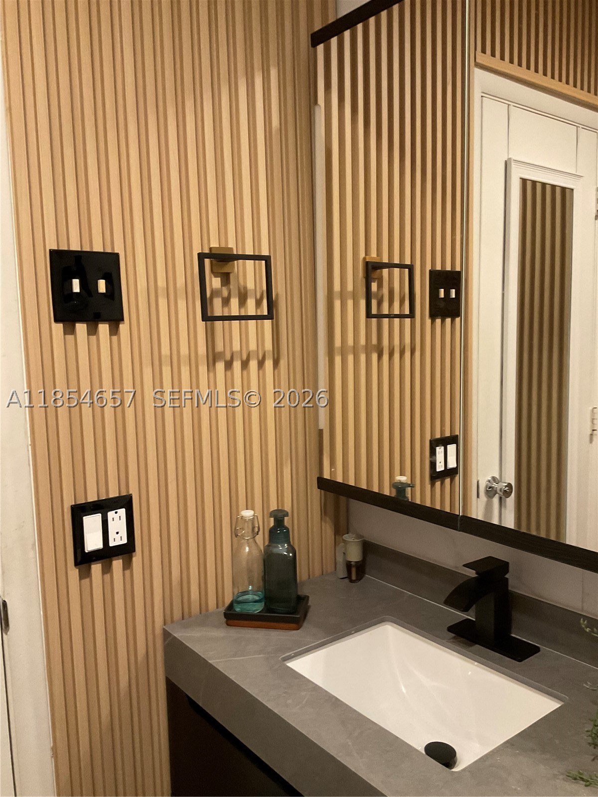 YORKDALES CARALLTON ISLE - Residential