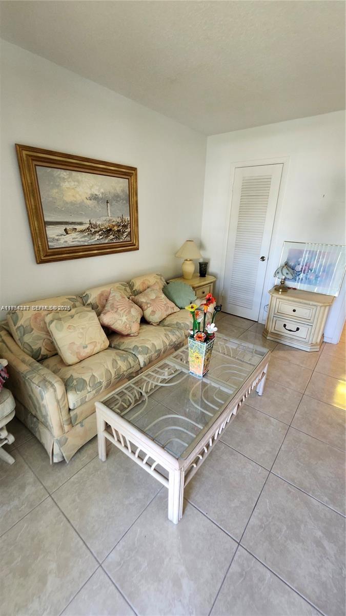 PRESCOTT H CONDO - Residential