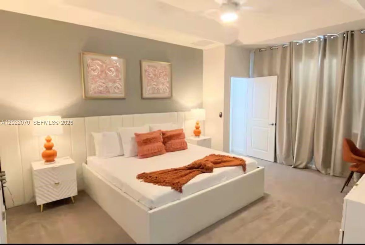 VERANDA PALMS - Residential