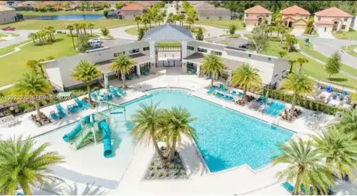 VERANDA PALMS - Residential