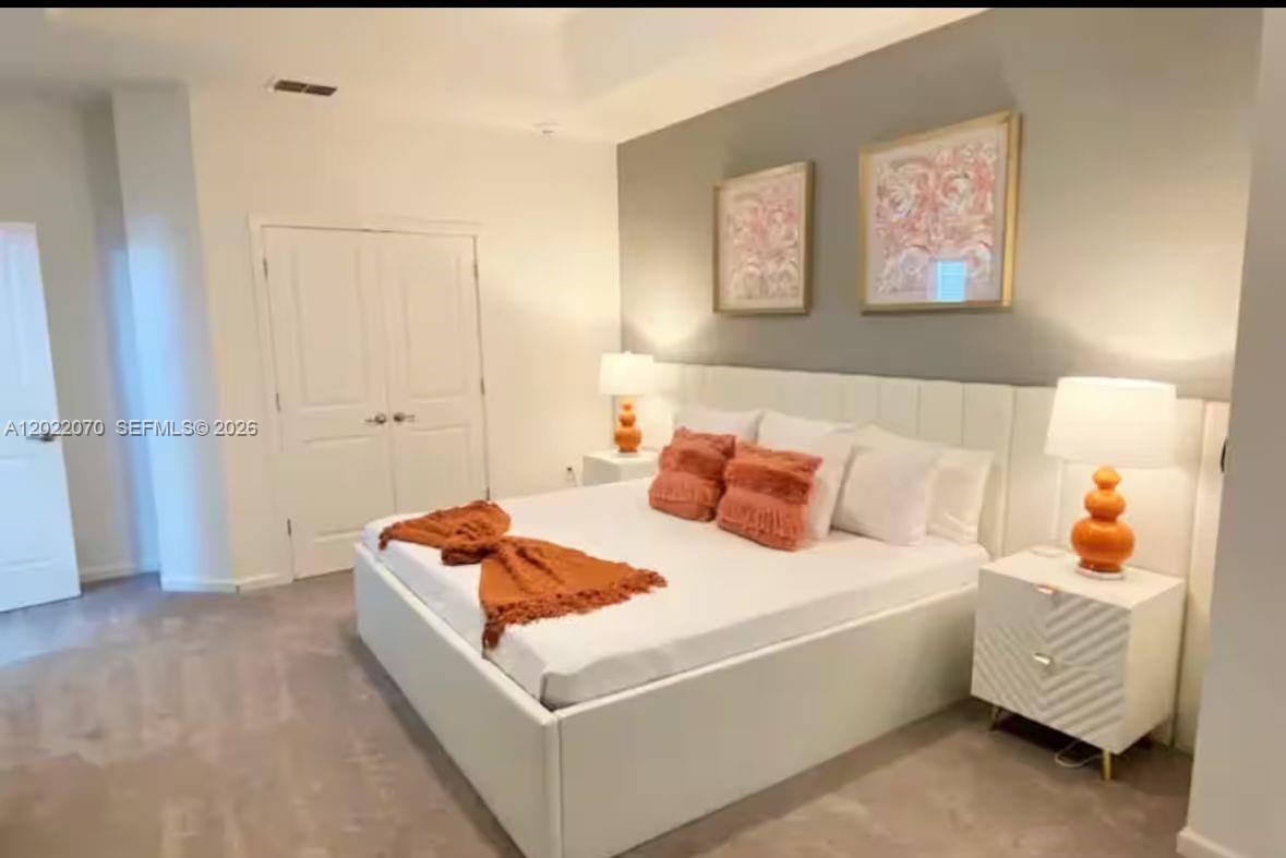 VERANDA PALMS - Residential