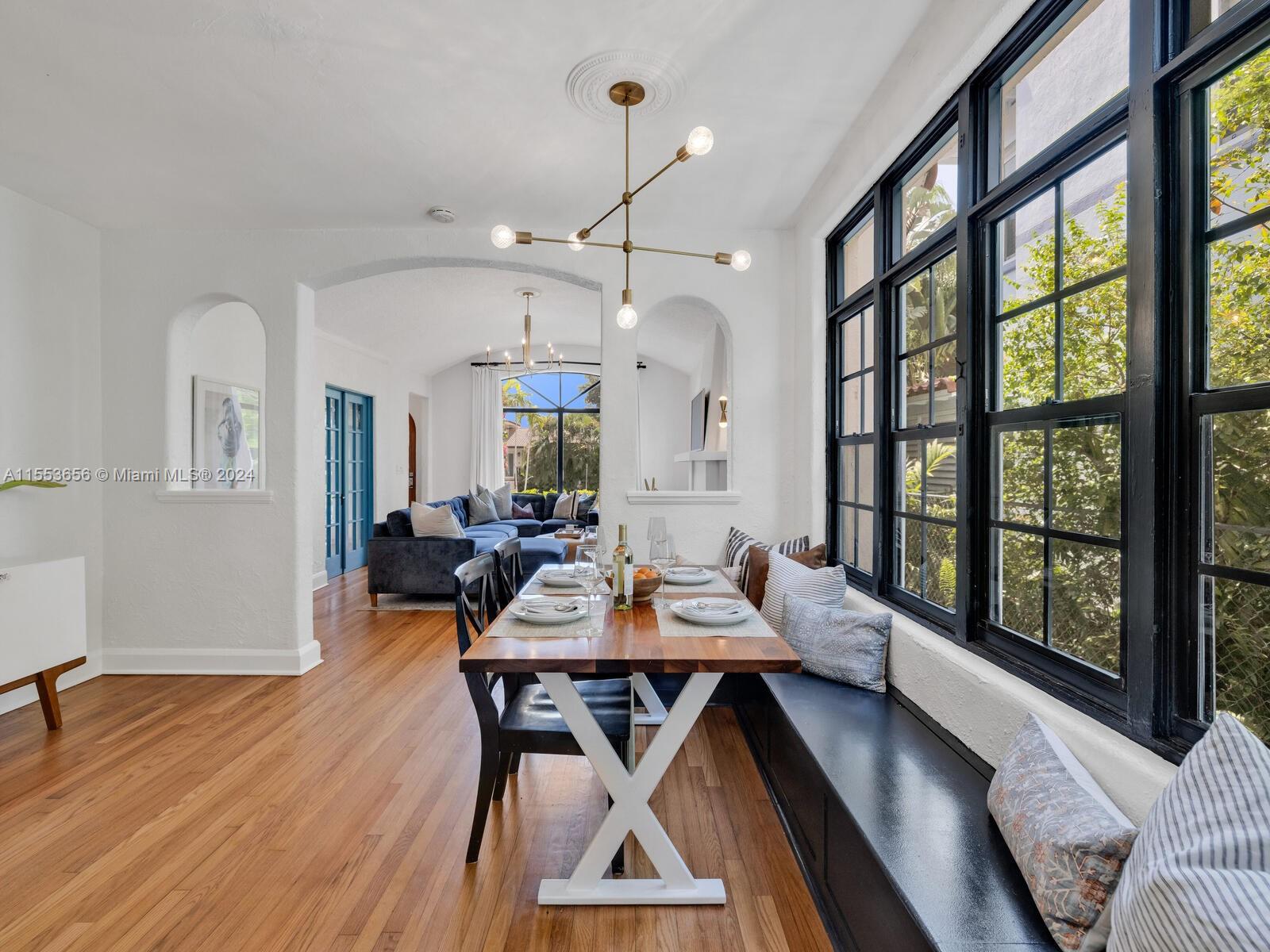 WATERSEDGE - Residential