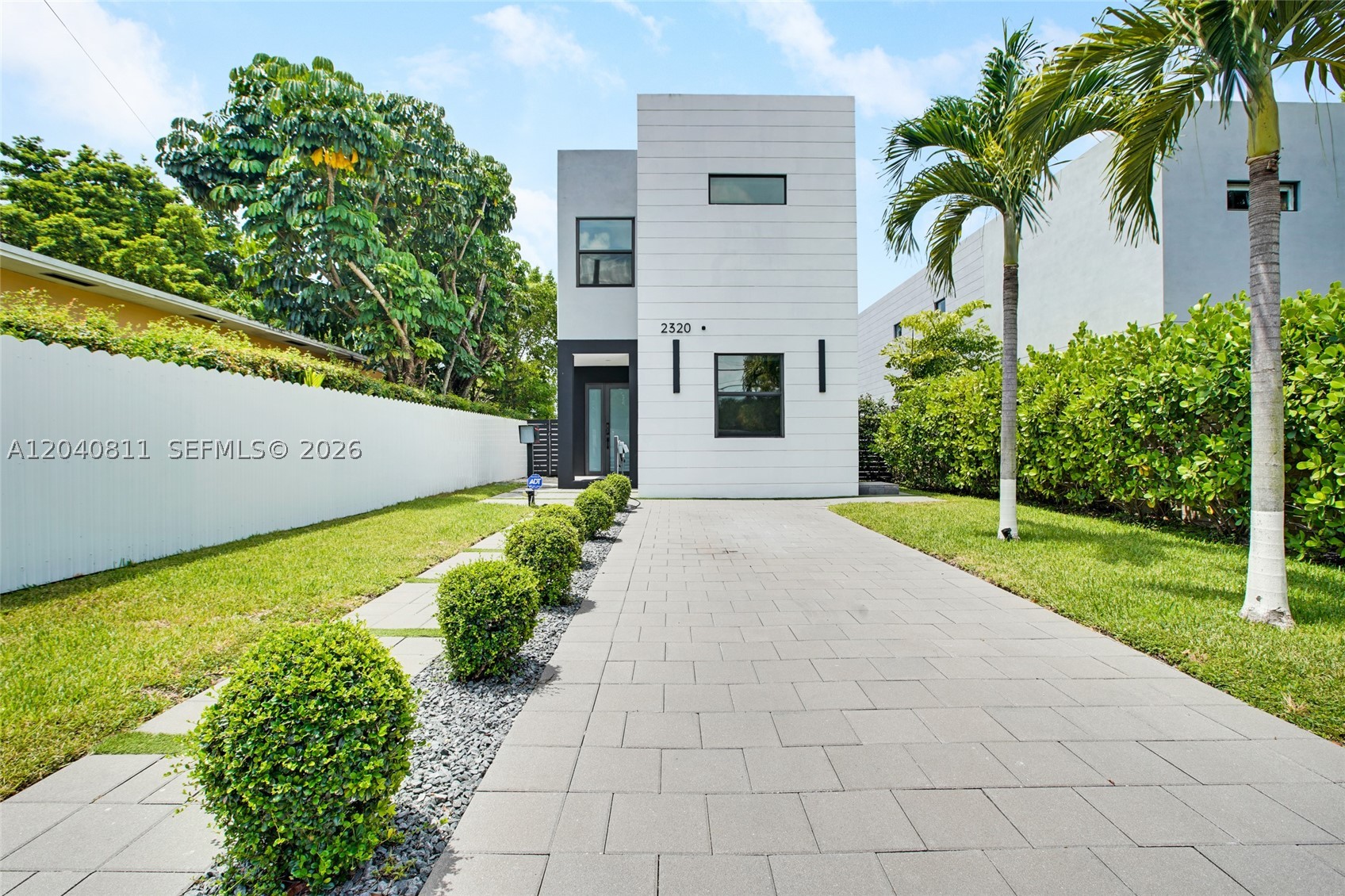 GRAPELAND - Residential