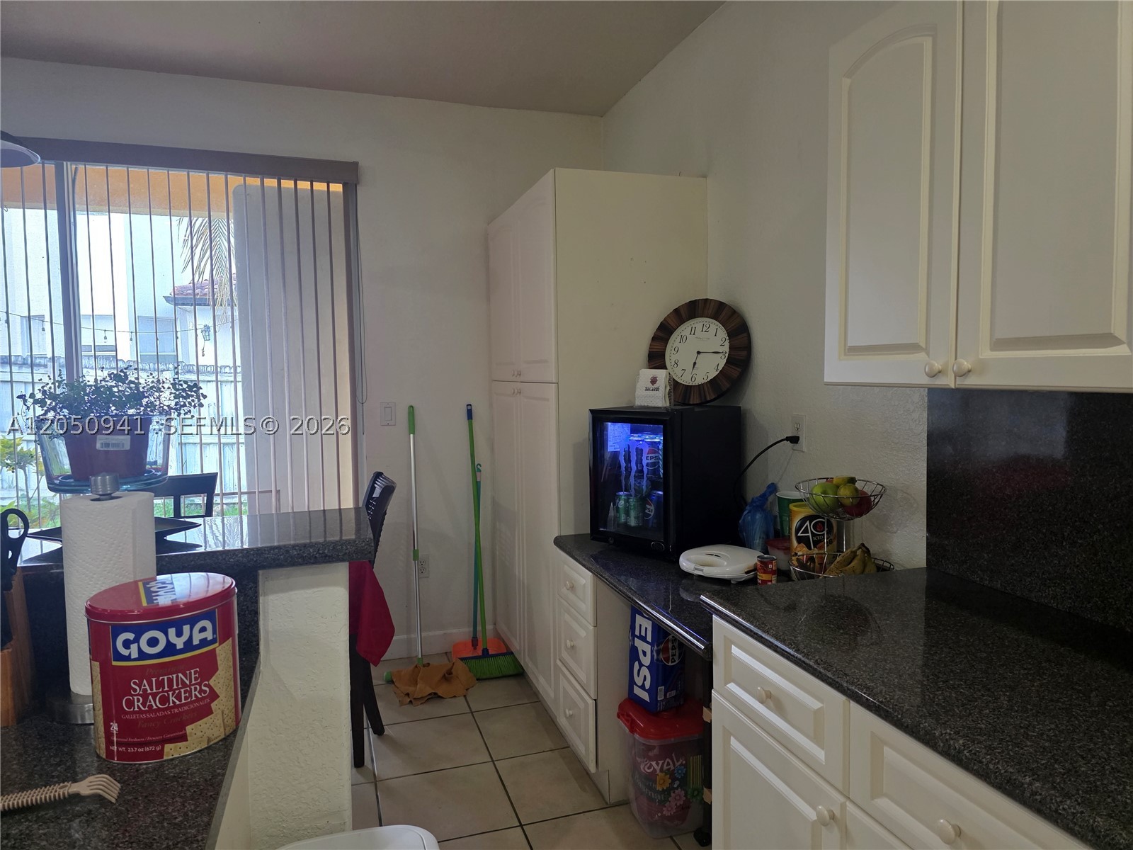 GRAND LAKES PHASE II - Residential Lease