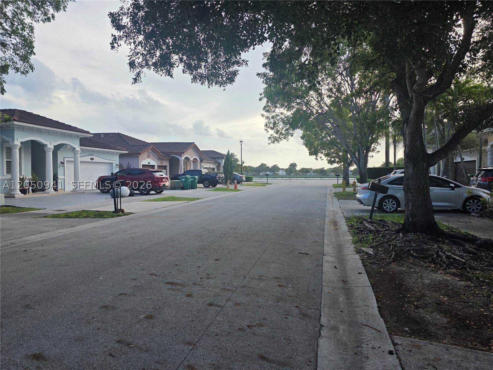 GRAND LAKES PHASE II - Residential Lease