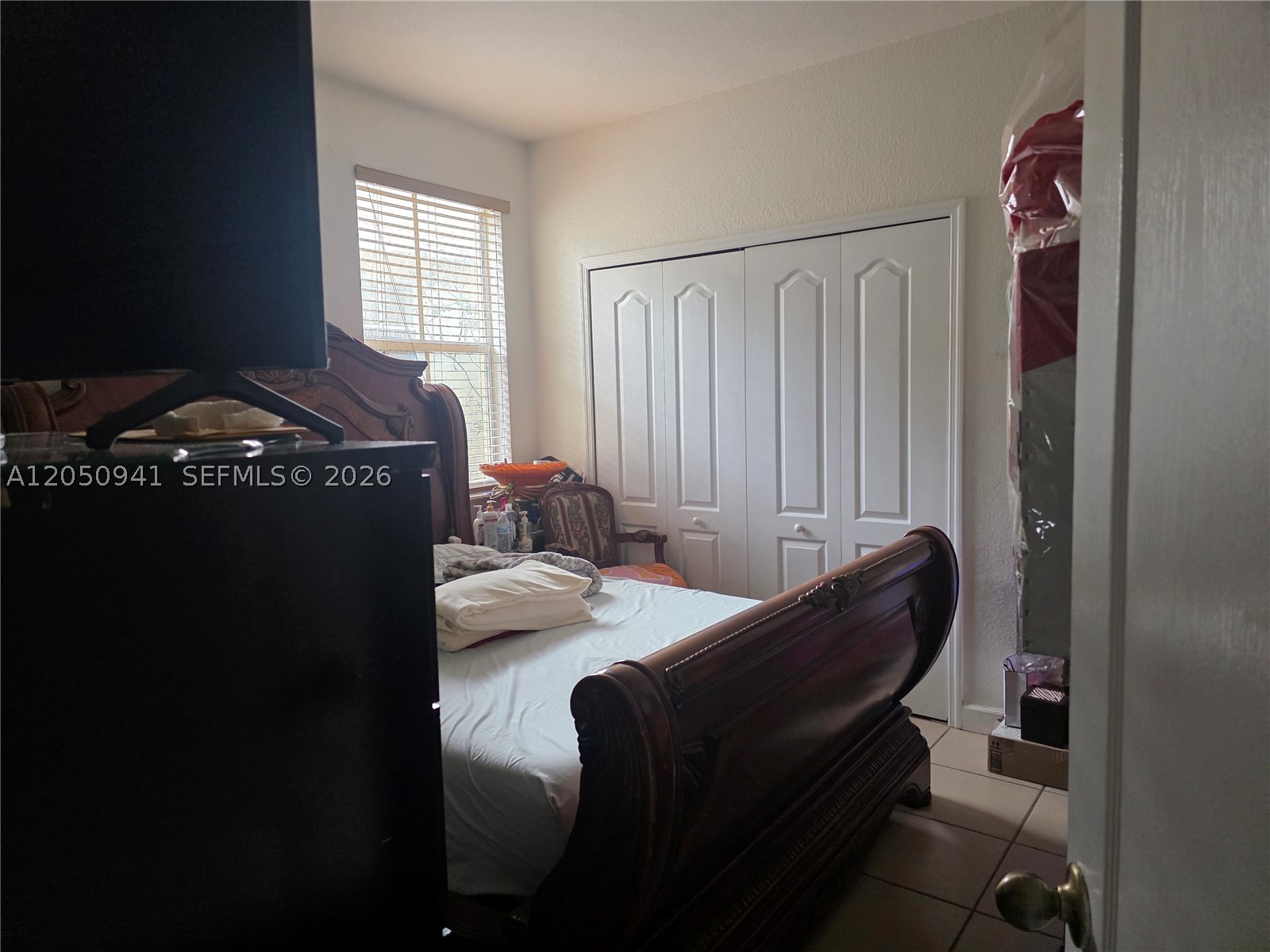 GRAND LAKES PHASE II - Residential Lease
