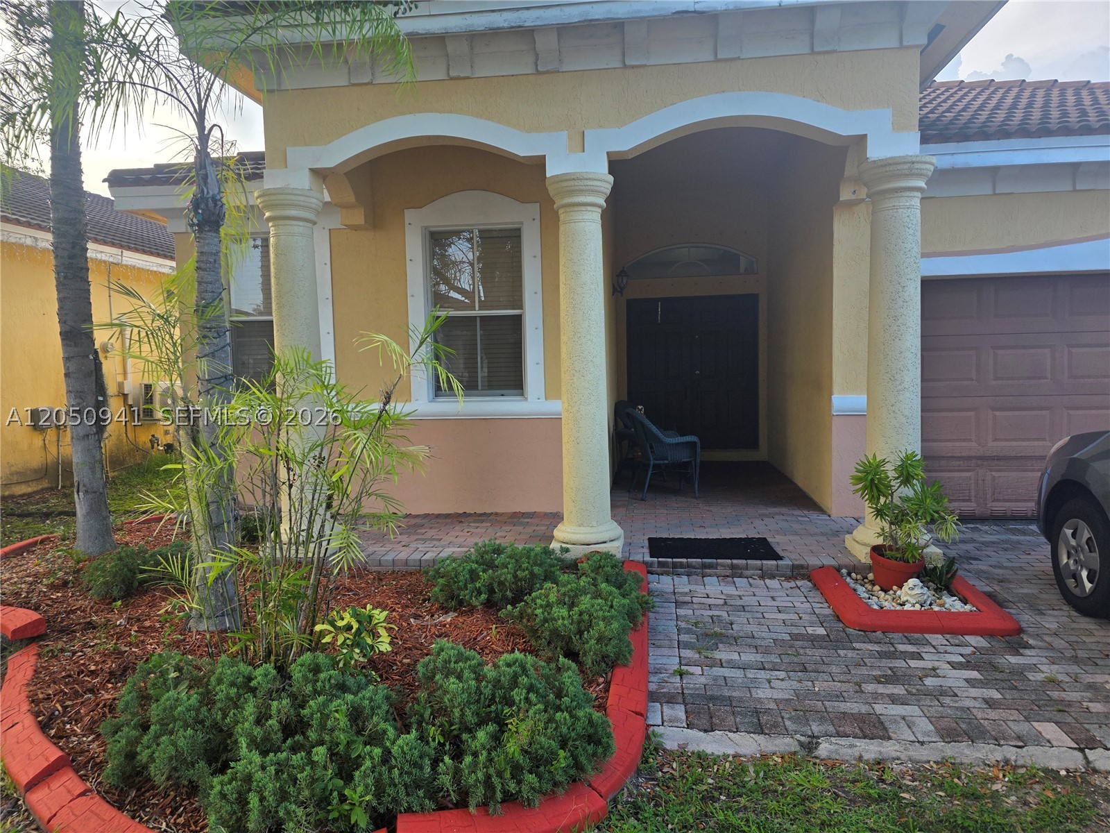 GRAND LAKES PHASE II - Residential Lease