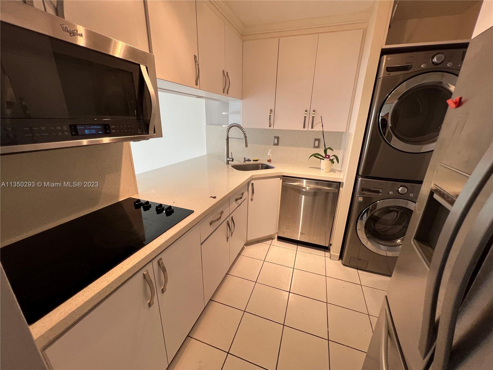 Gorgeous renovated 2bedroom bathroom unit in East Hialeah. Laundry inside of unit. one assigned parking space, two community pools.