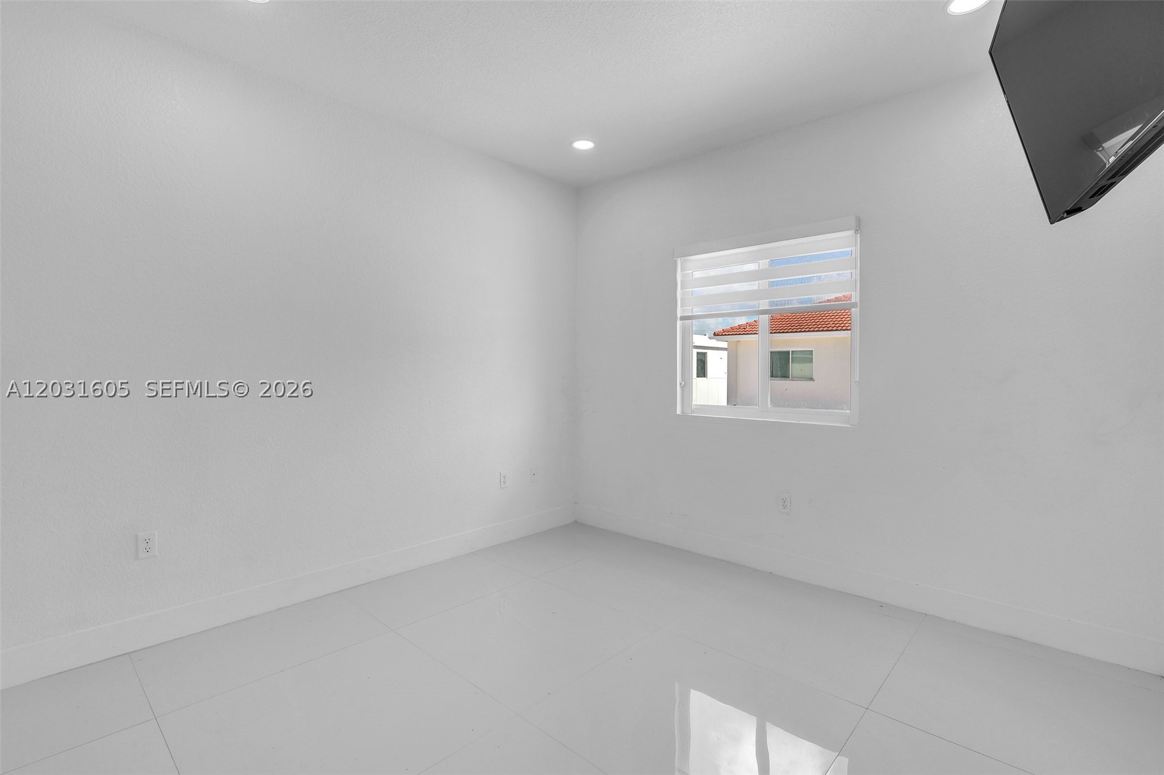VITRAN AT NARANJA ESTATES - Residential