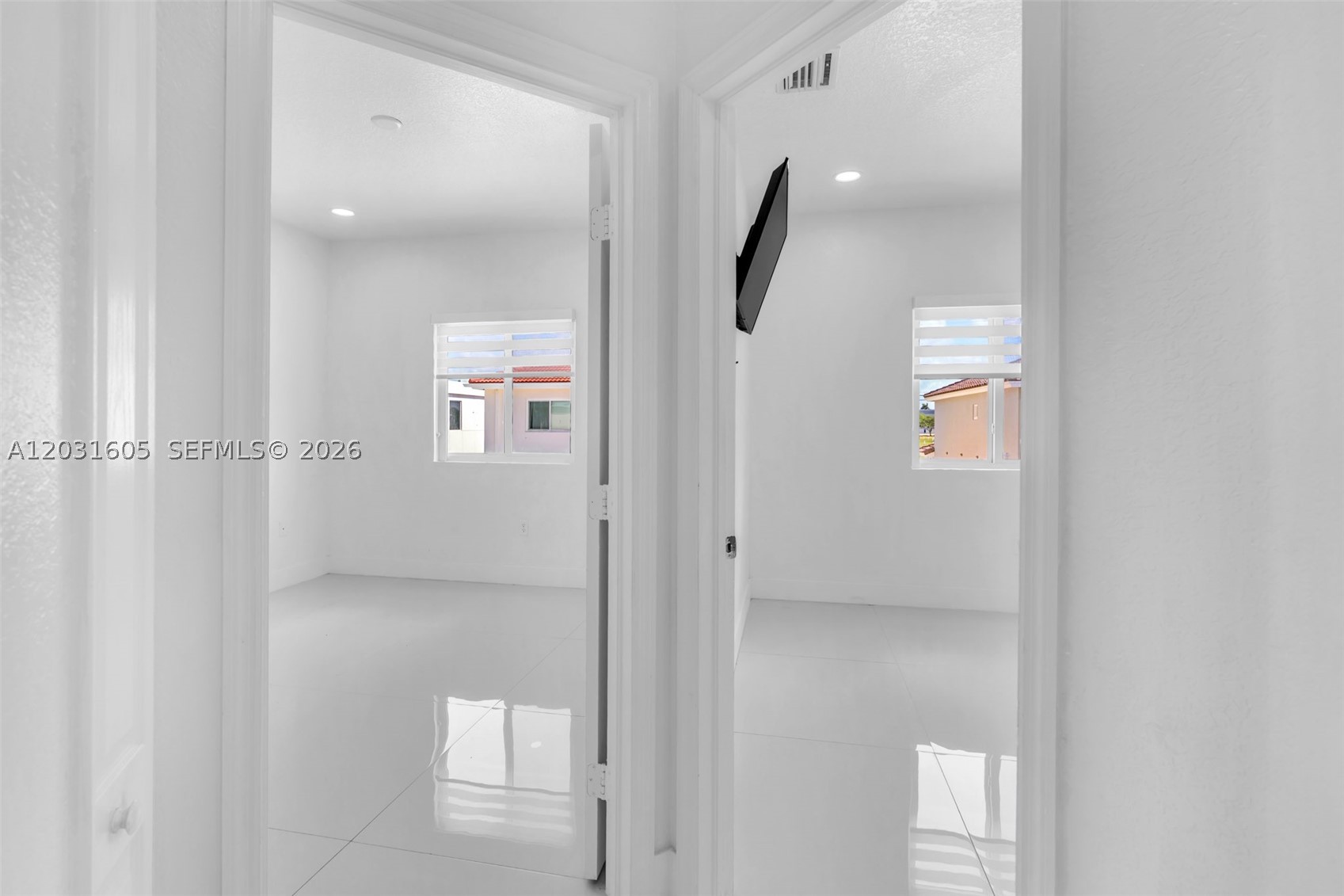 VITRAN AT NARANJA ESTATES - Residential