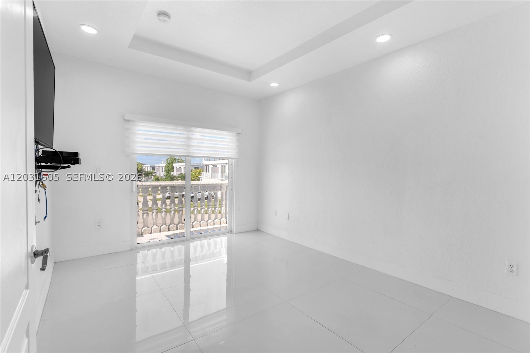 VITRAN AT NARANJA ESTATES - Residential