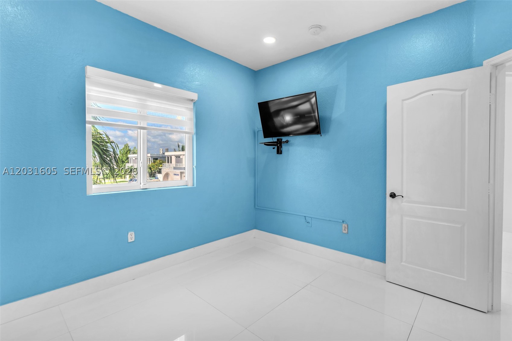 VITRAN AT NARANJA ESTATES - Residential