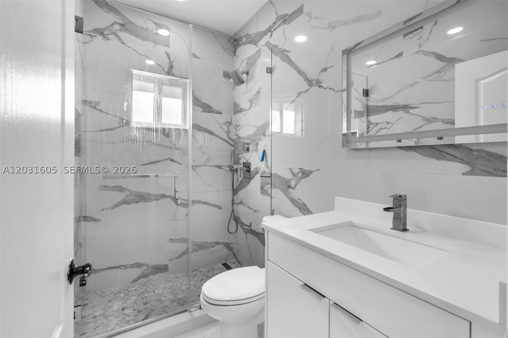 VITRAN AT NARANJA ESTATES - Residential