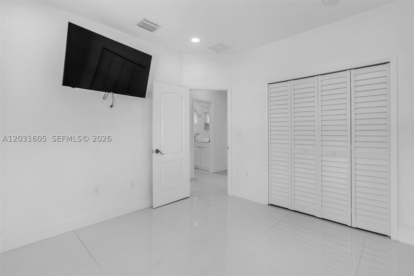 VITRAN AT NARANJA ESTATES - Residential