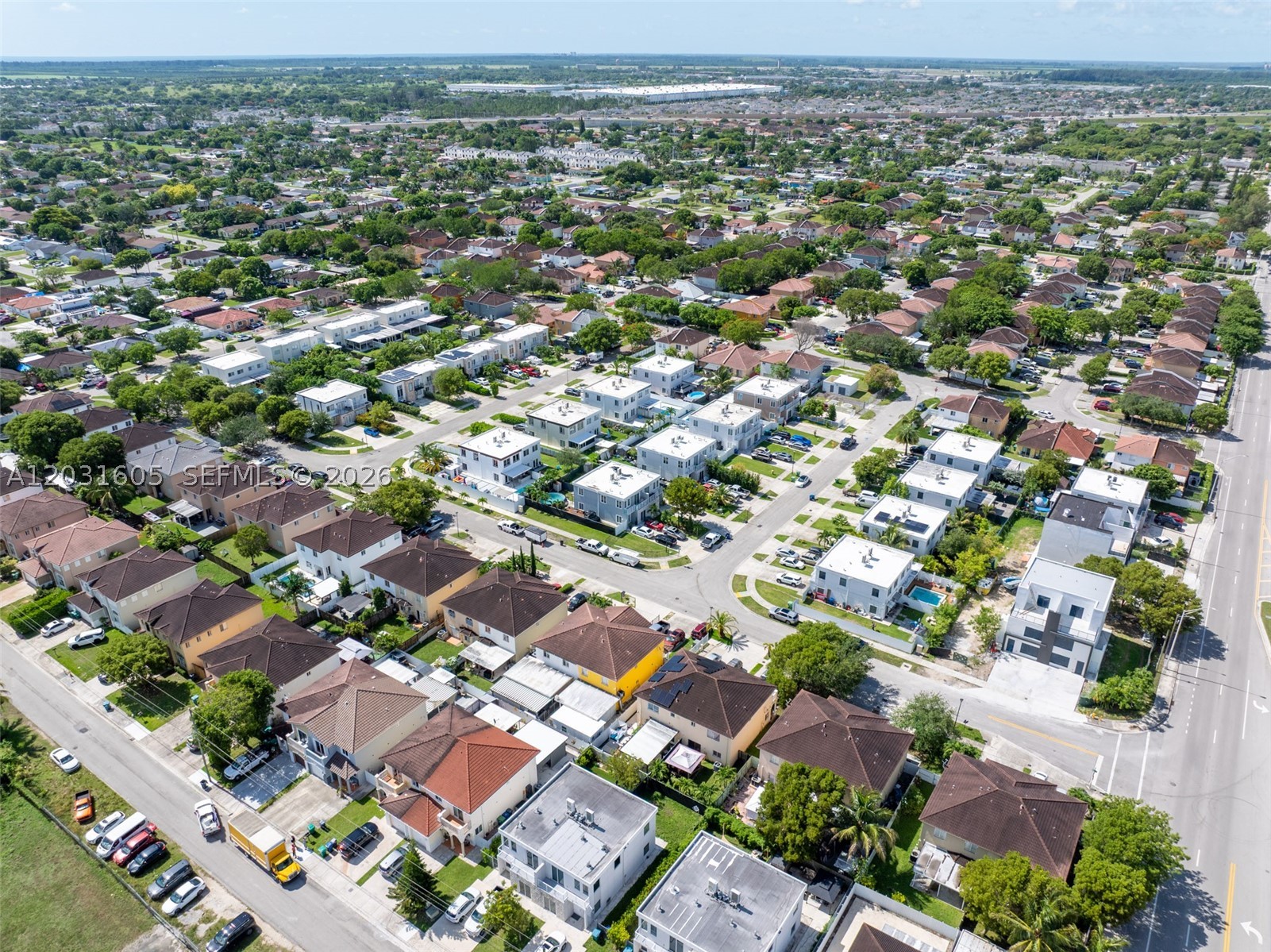 VITRAN AT NARANJA ESTATES - Residential