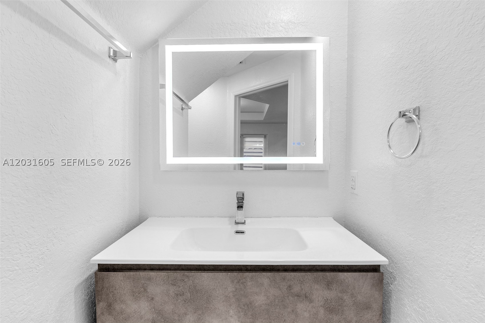 VITRAN AT NARANJA ESTATES - Residential