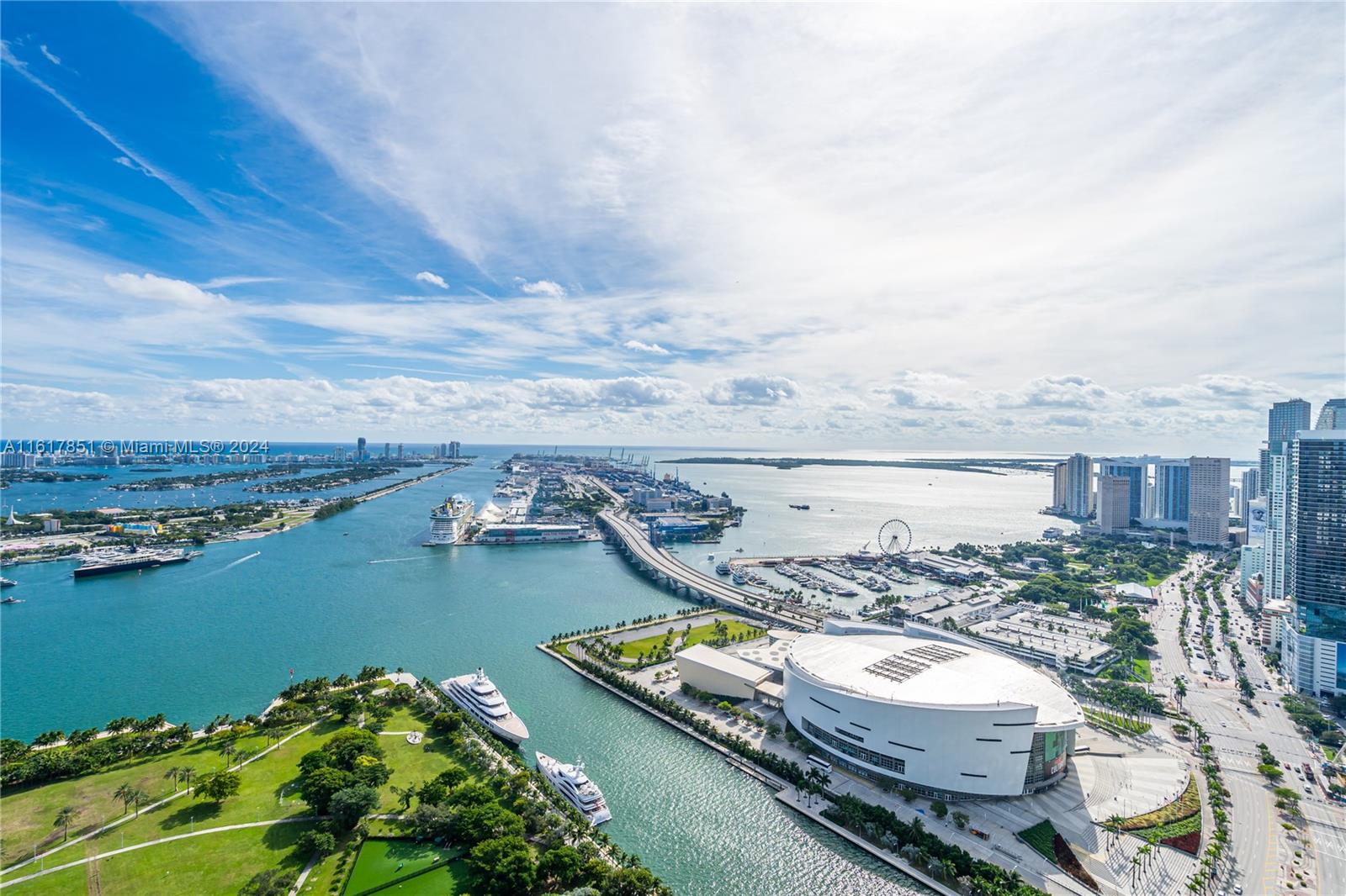 ONE THOUSAND MUSEUM CONDO - Residential