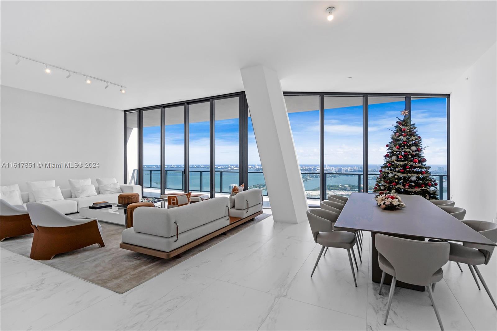 ONE THOUSAND MUSEUM CONDO - Residential