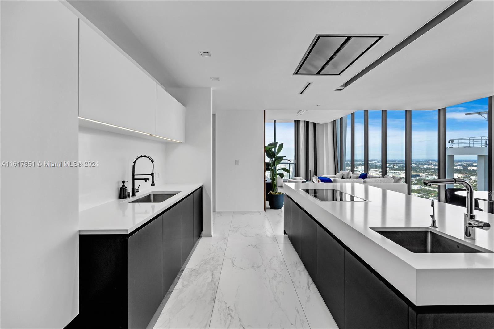 ONE THOUSAND MUSEUM CONDO - Residential