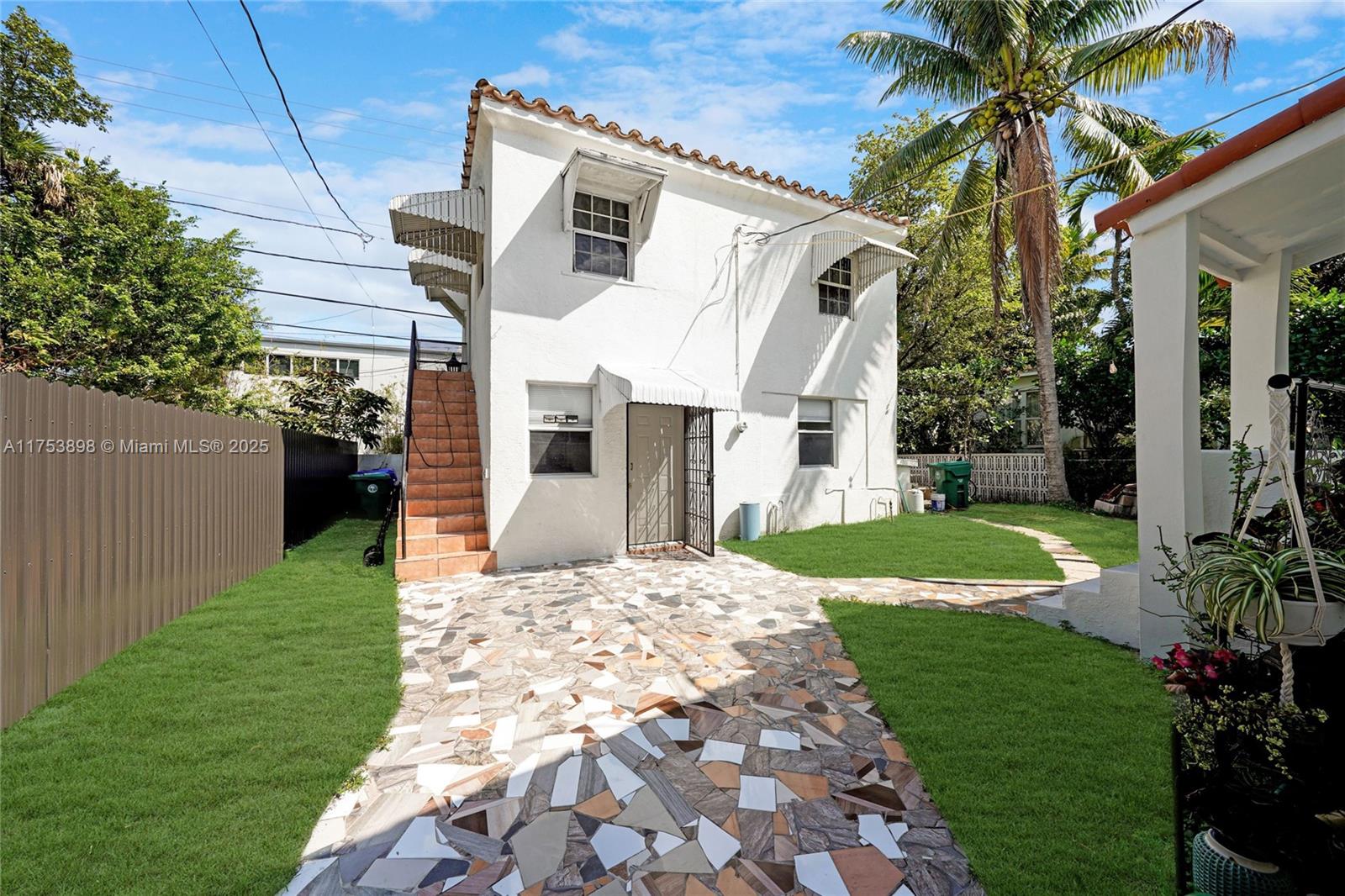 SHADOWLAWN - Residential Income
