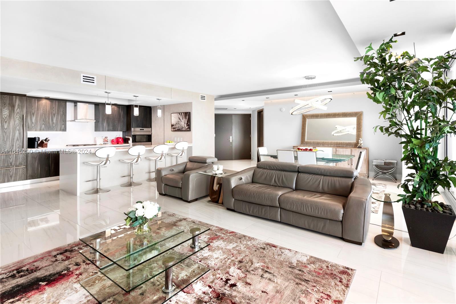 RIVA - Residential
