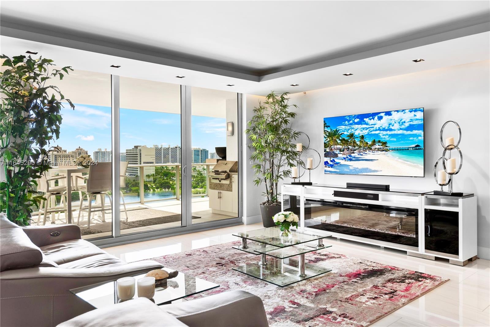 RIVA - Residential