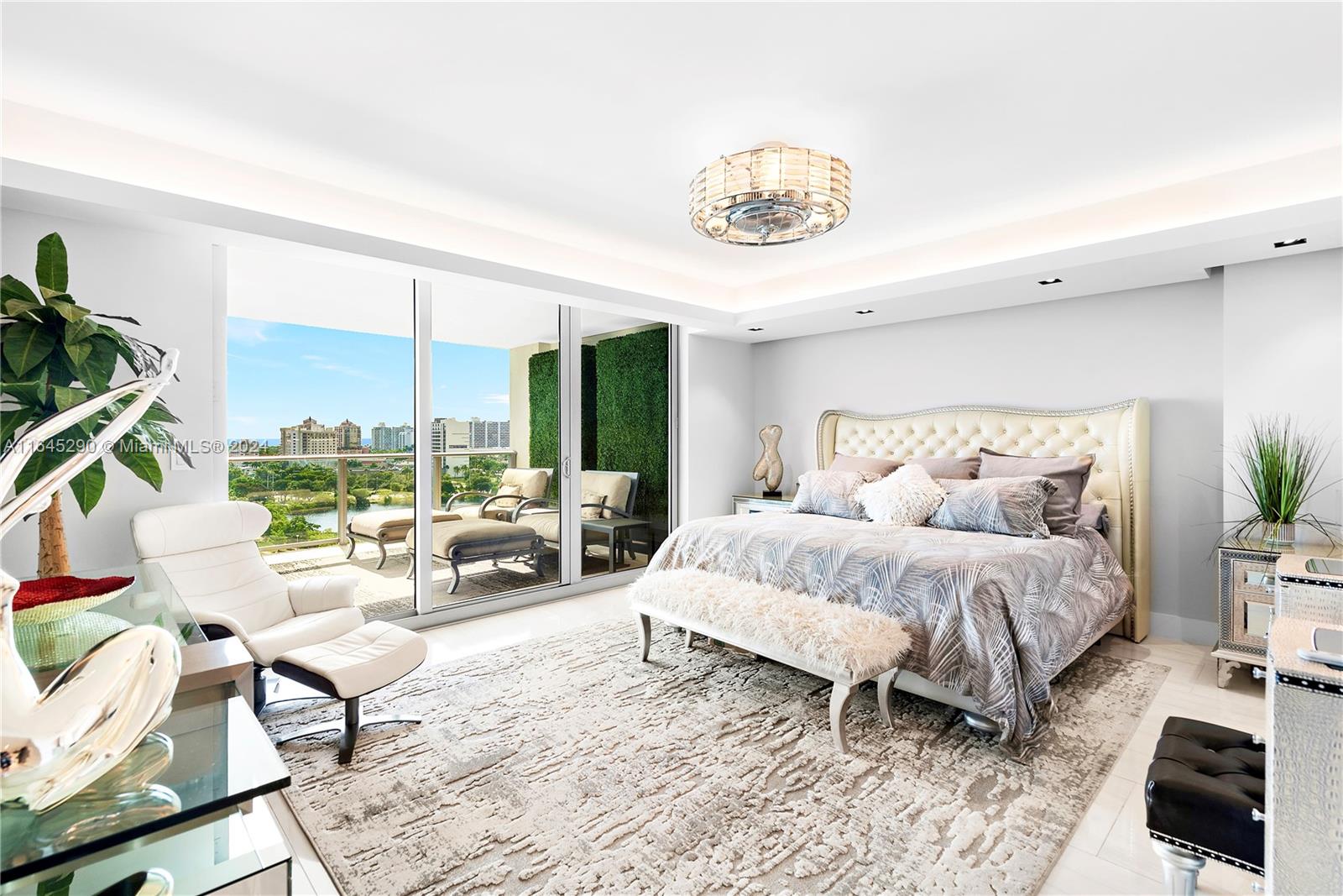 RIVA - Residential