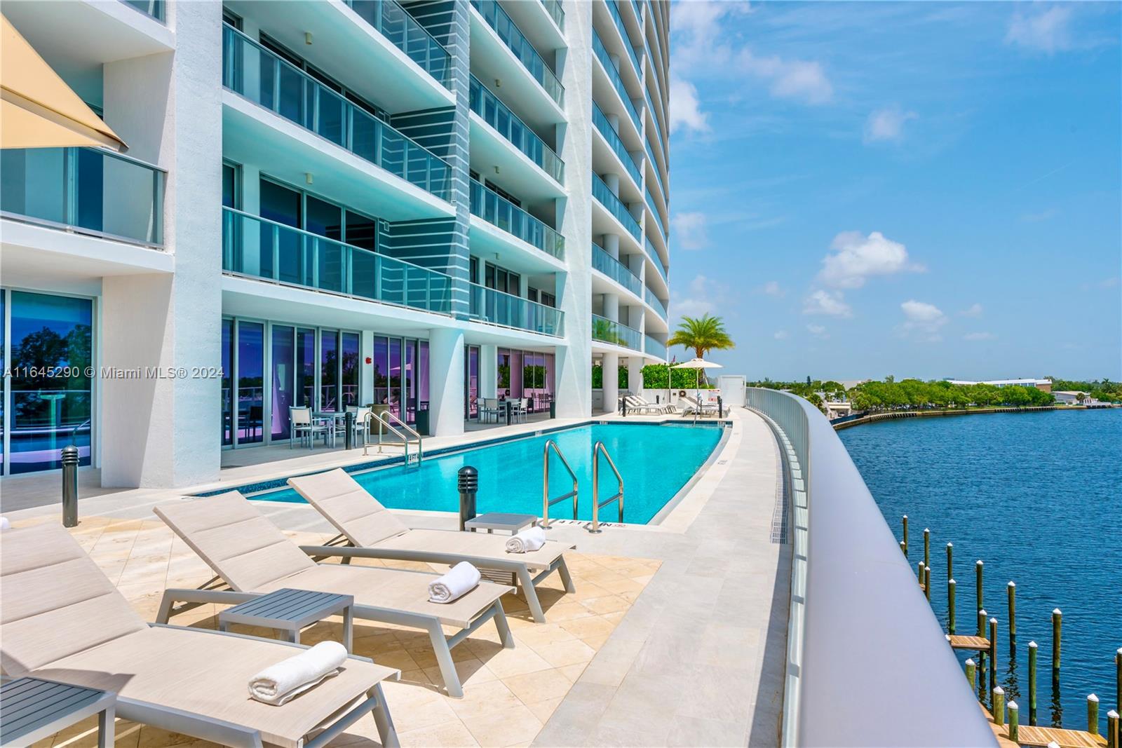 RIVA - Residential