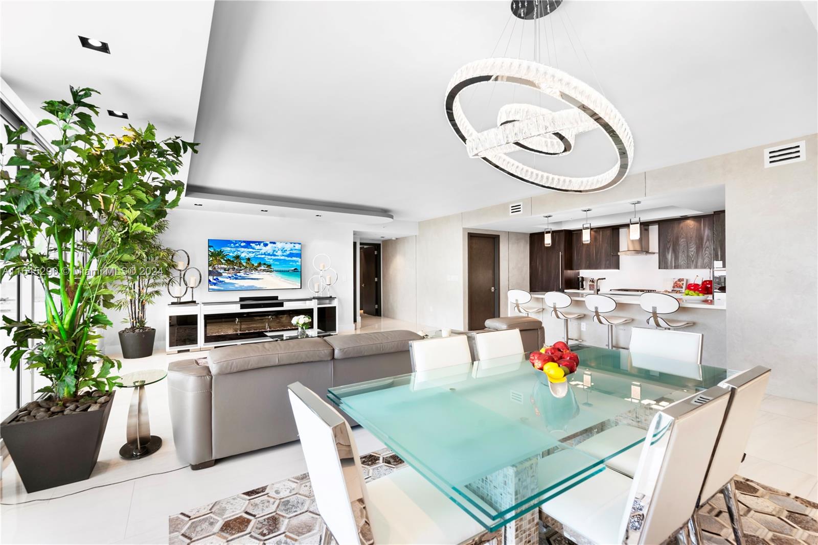 RIVA - Residential