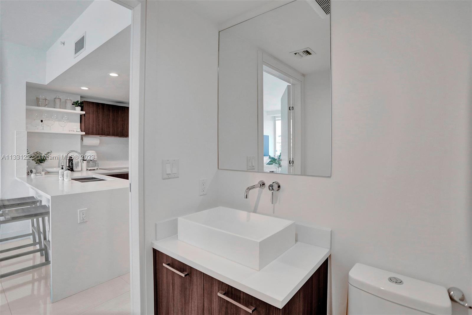 LE JARDIN HOUSE CONDO - Residential Lease