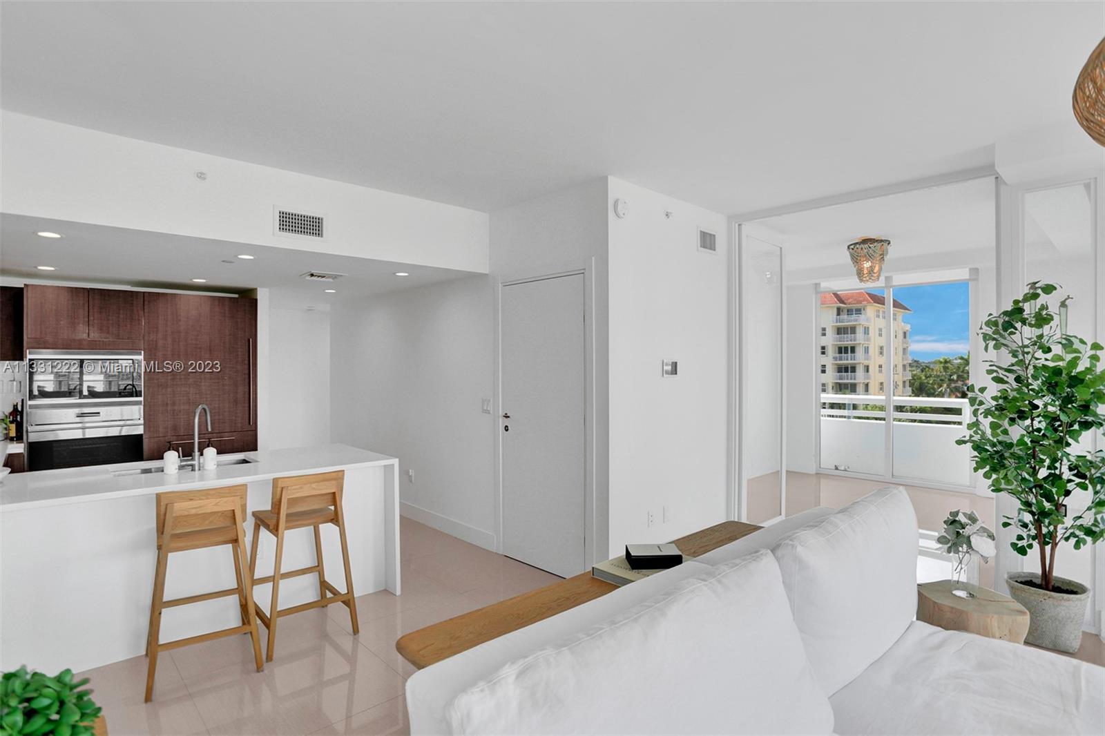 LE JARDIN HOUSE CONDO - Residential Lease