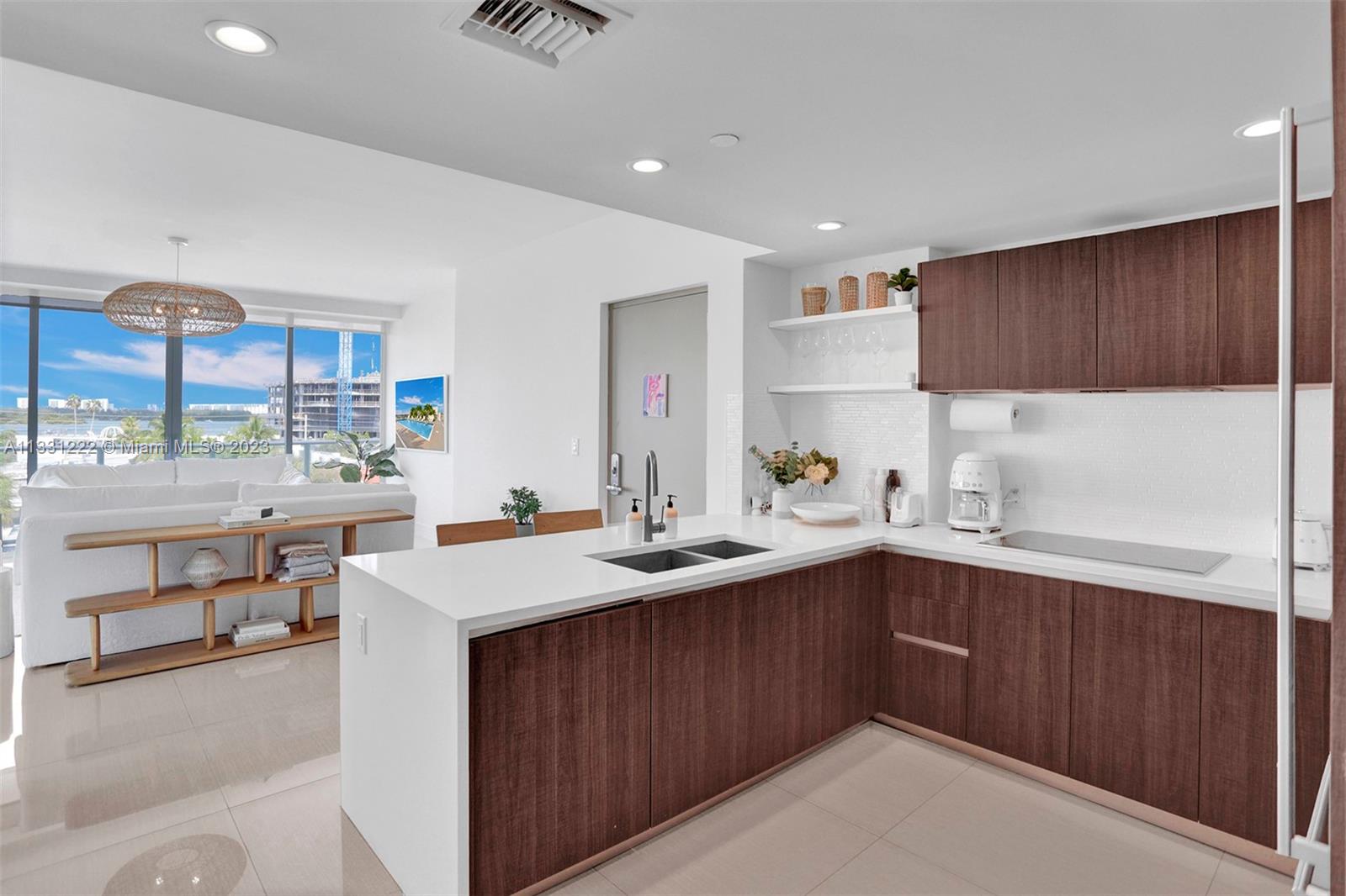 LE JARDIN HOUSE CONDO - Residential Lease