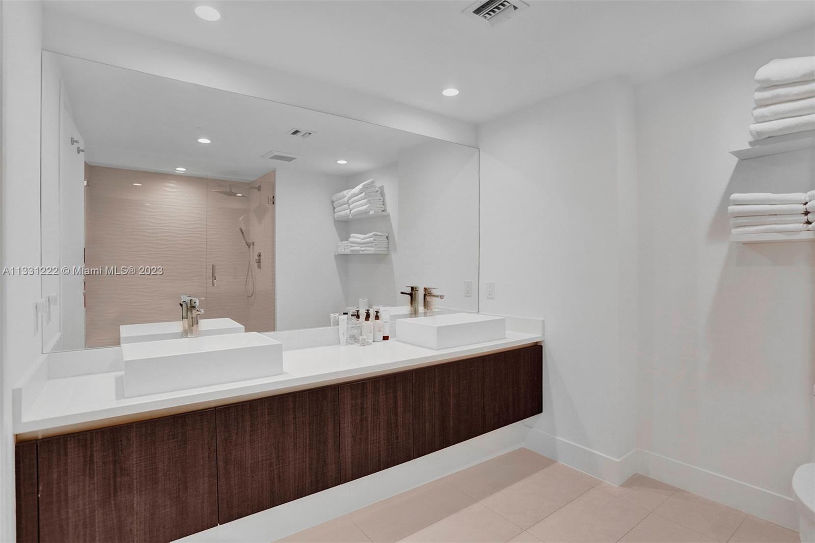 LE JARDIN HOUSE CONDO - Residential Lease