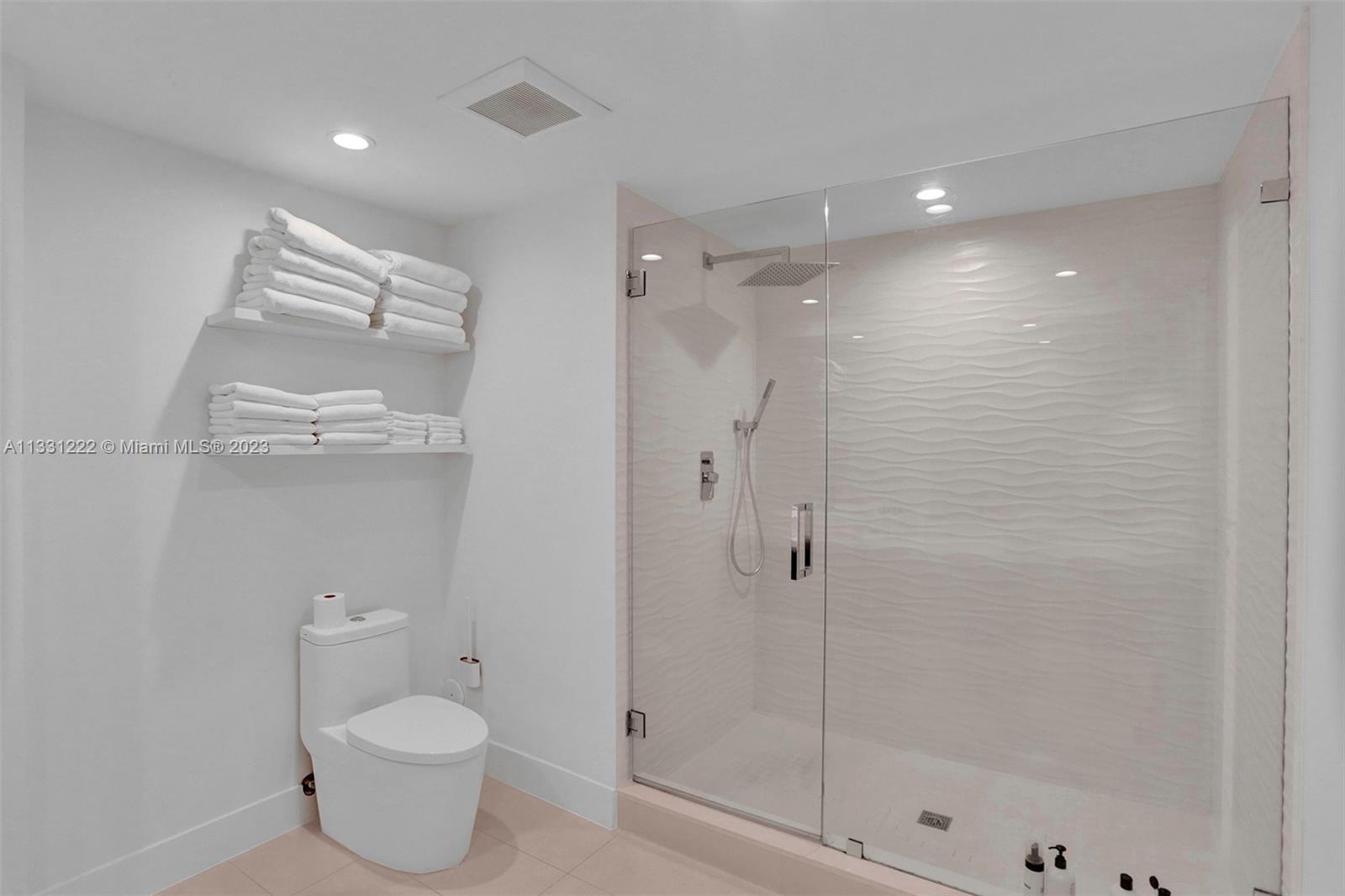 LE JARDIN HOUSE CONDO - Residential Lease