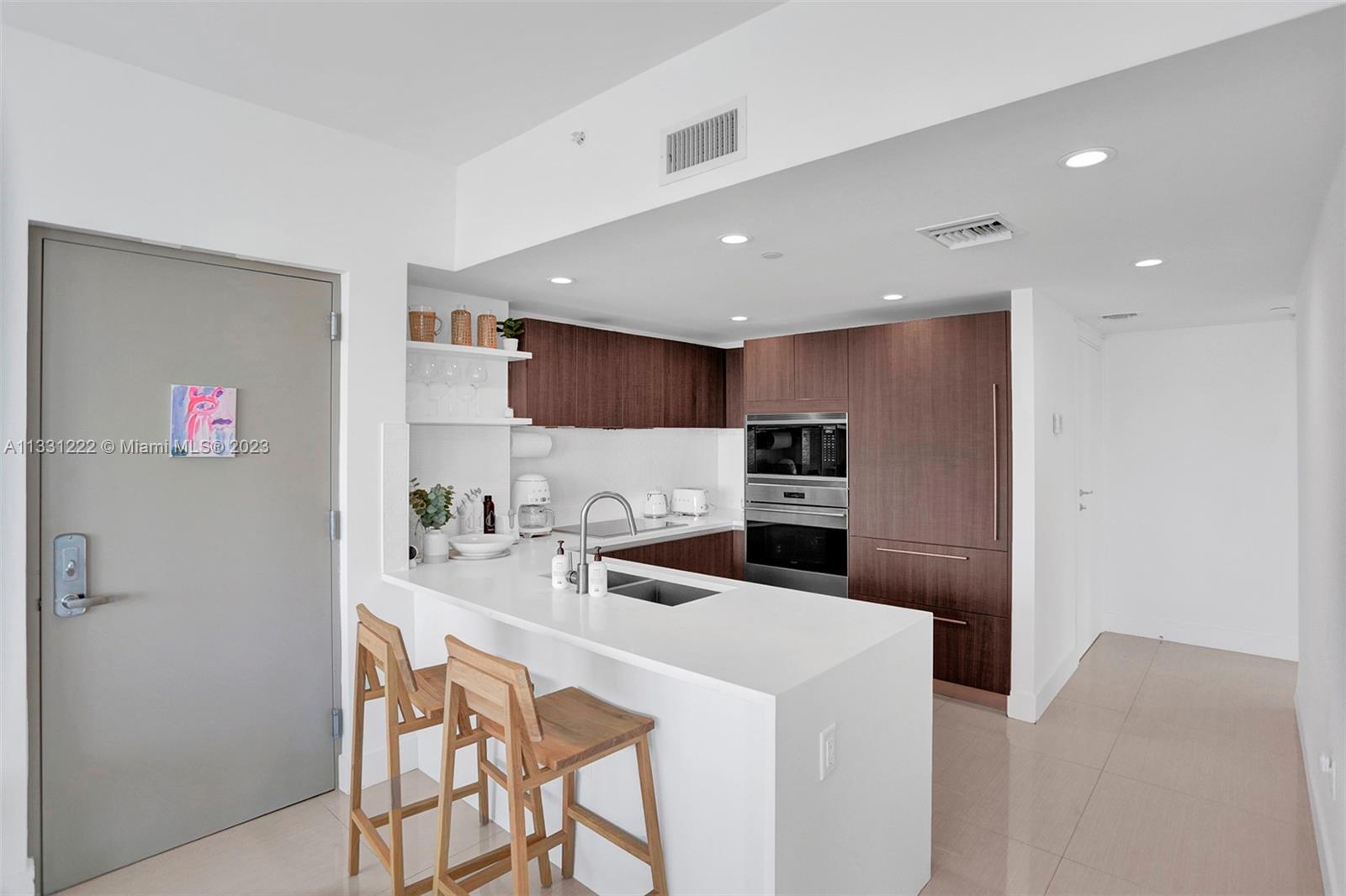LE JARDIN HOUSE CONDO - Residential Lease