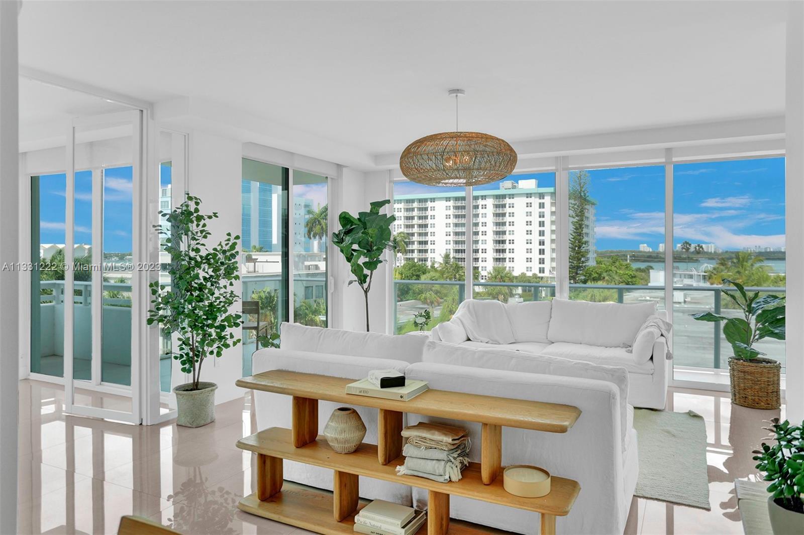 LE JARDIN HOUSE CONDO - Residential Lease