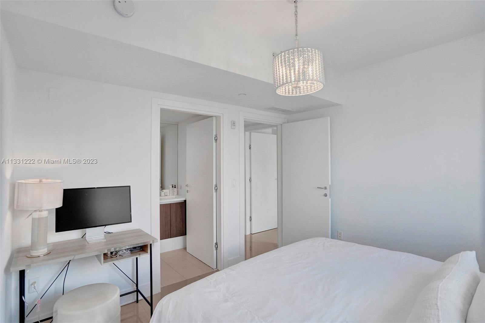 LE JARDIN HOUSE CONDO - Residential Lease