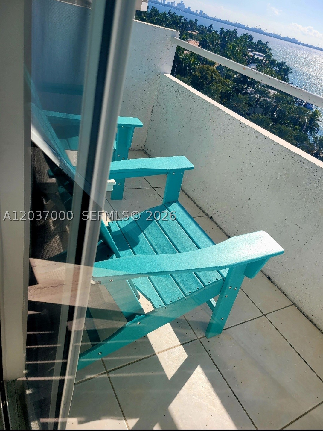 BAYSHORE YACHT & TENNIS C - Residential