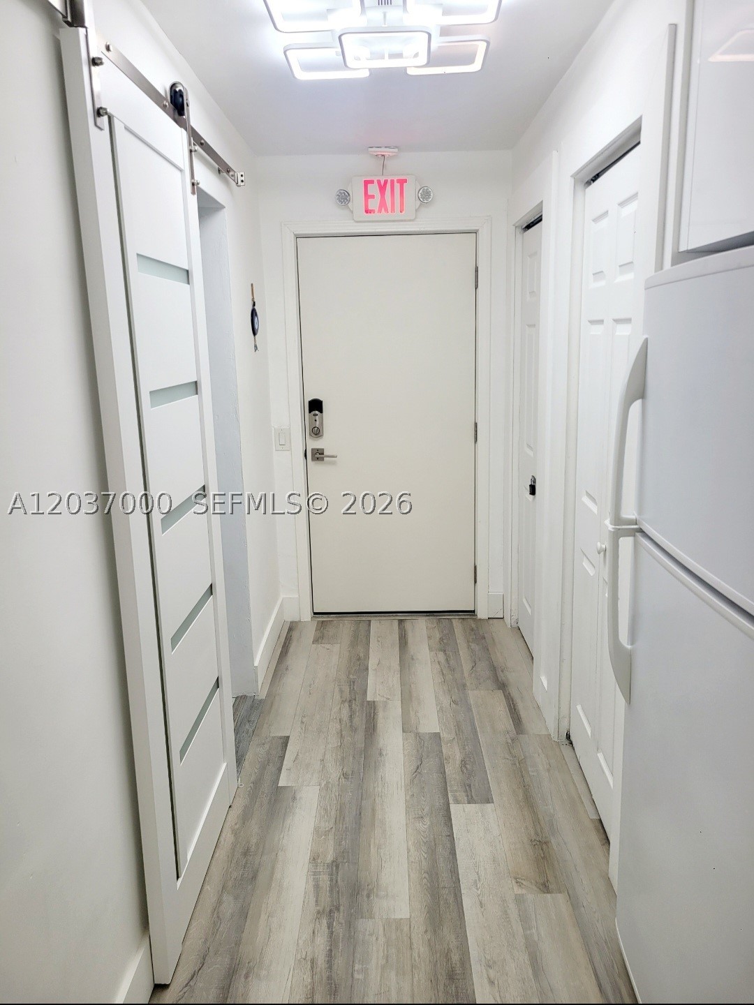 BAYSHORE YACHT & TENNIS C - Residential
