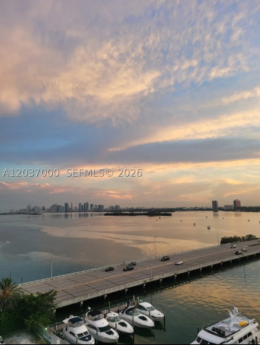 BAYSHORE YACHT & TENNIS C - Residential
